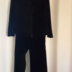 Black velour pantsuit sz 16/18 womans